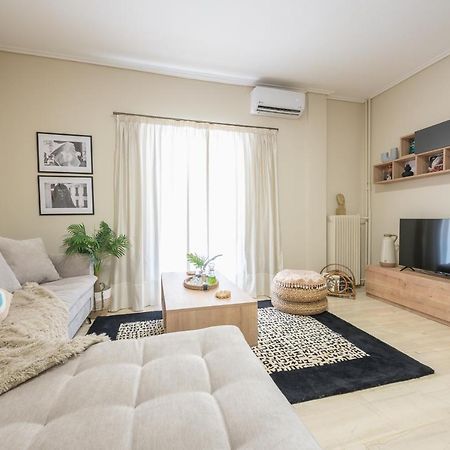 Υπέροχο Διαμέρισμα Στο Ίλιον Σύνορα Με Πετρούπολη Атина Екстериор снимка